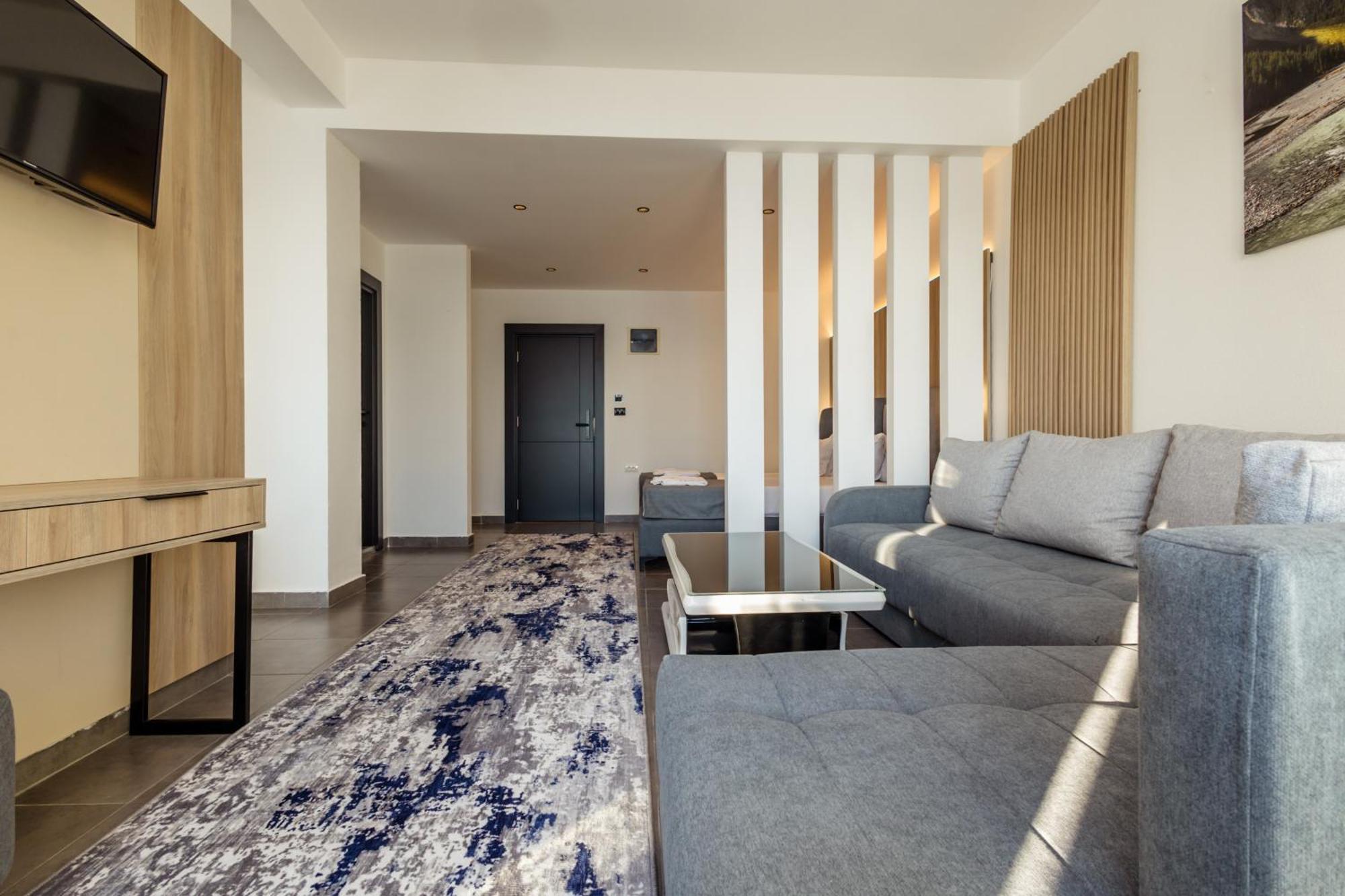 אולסינץ' Continental Hotel מראה חיצוני תמונה