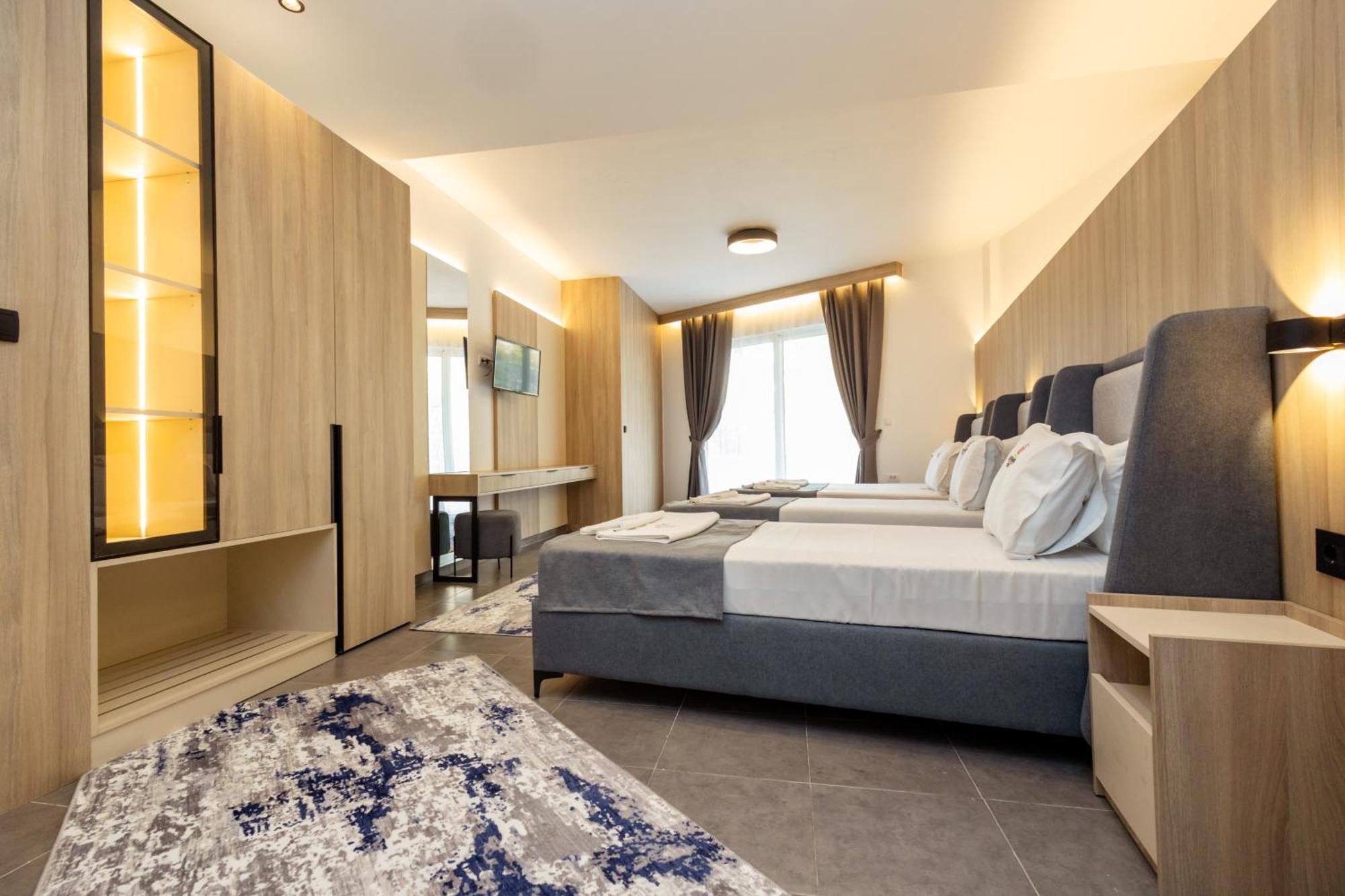 אולסינץ' Continental Hotel מראה חיצוני תמונה