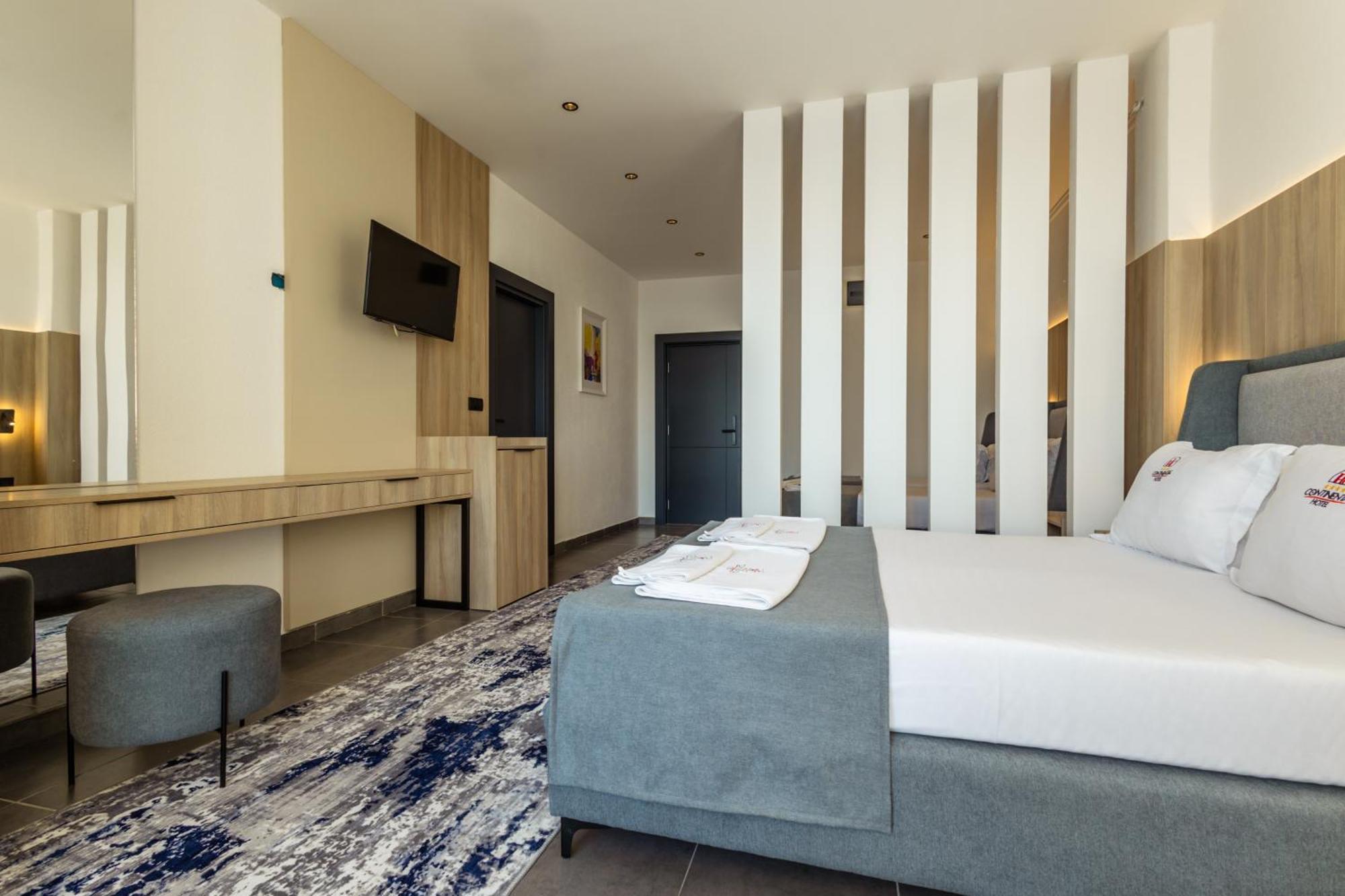 אולסינץ' Continental Hotel מראה חיצוני תמונה