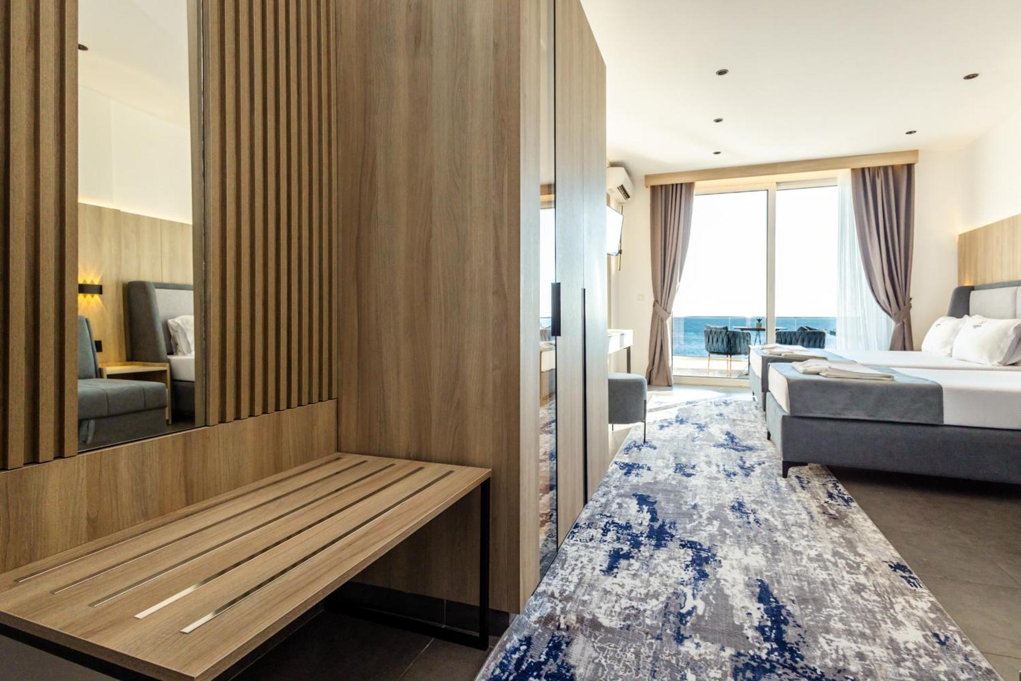 אולסינץ' Continental Hotel מראה חיצוני תמונה