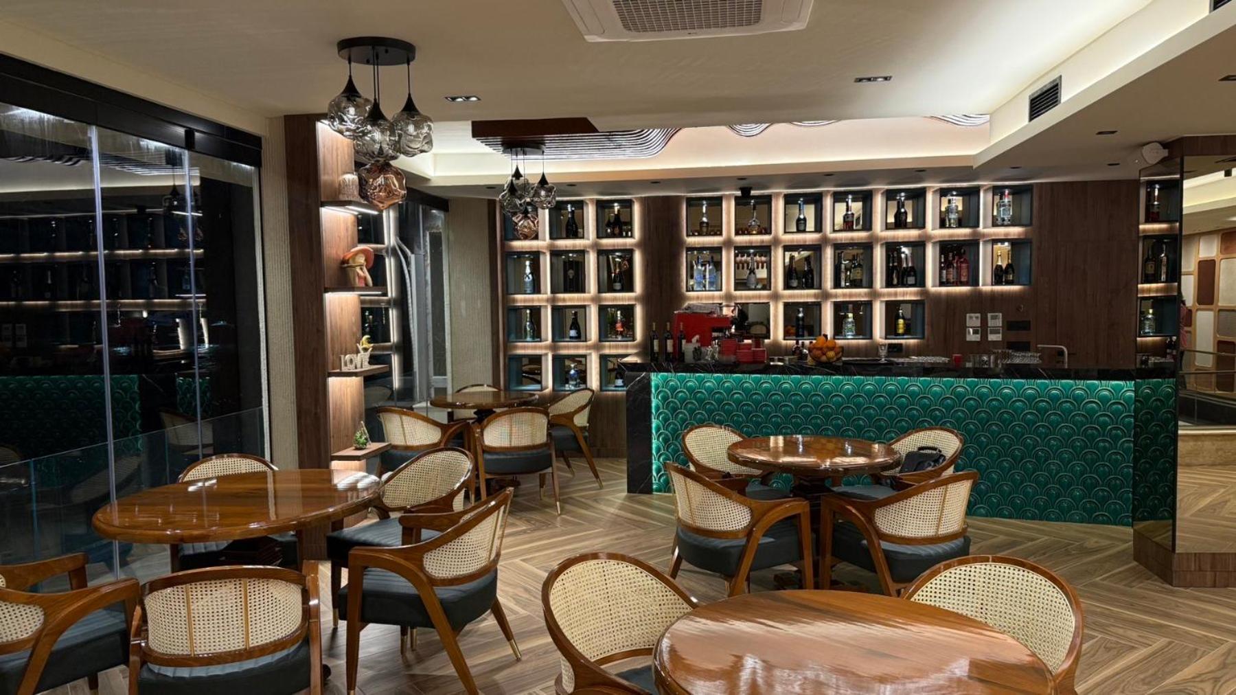אולסינץ' Continental Hotel מראה חיצוני תמונה